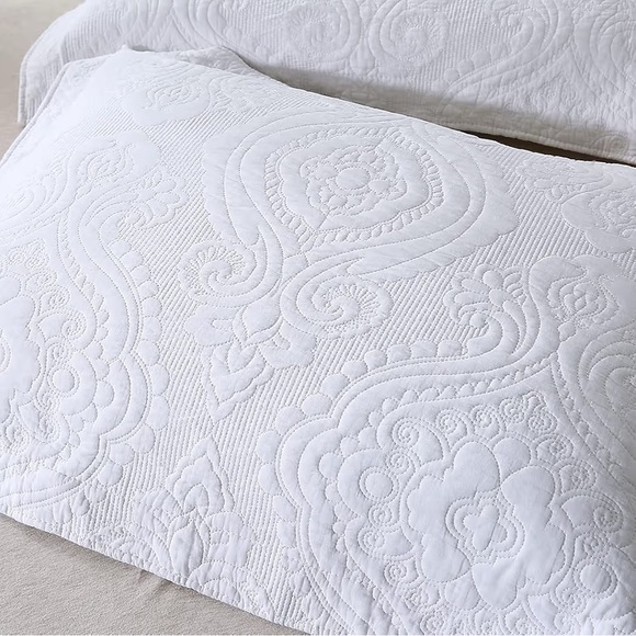 WINLIFE Standard Pillow Shams, White, 100% Cotton, Set of 2, 20''x 26'', White - Picture 5 of 7